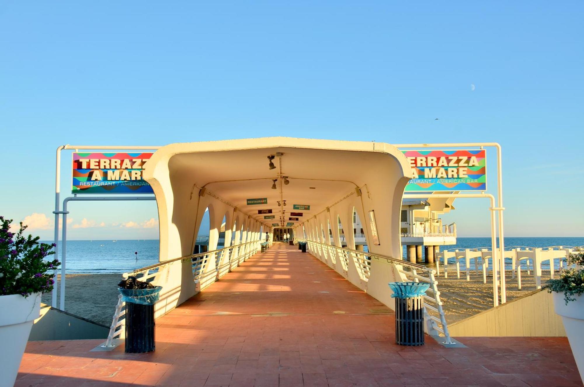 Hotel Etna Lignano Sabbiadoro Zewnętrze zdjęcie