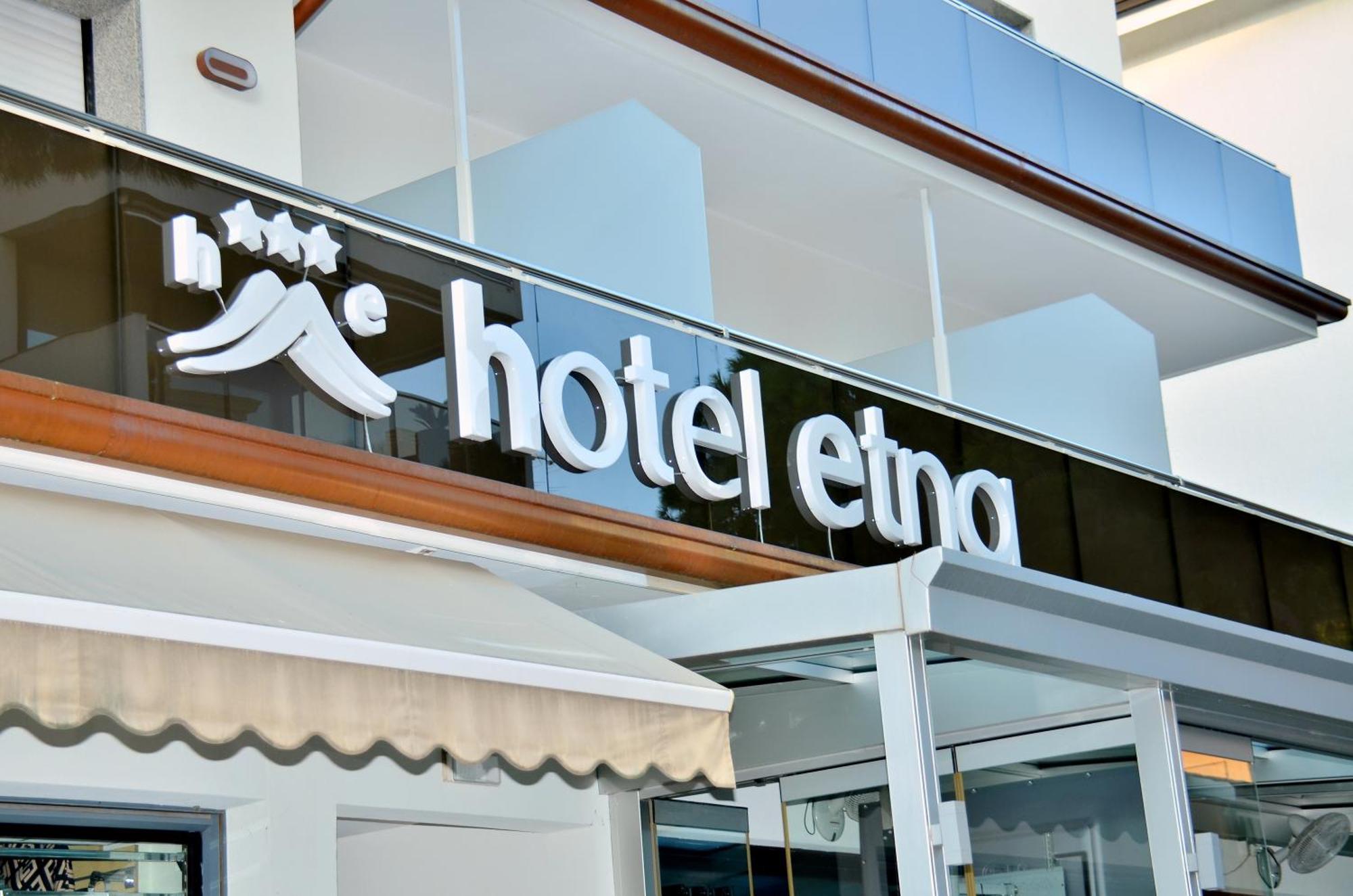 Hotel Etna Lignano Sabbiadoro Zewnętrze zdjęcie