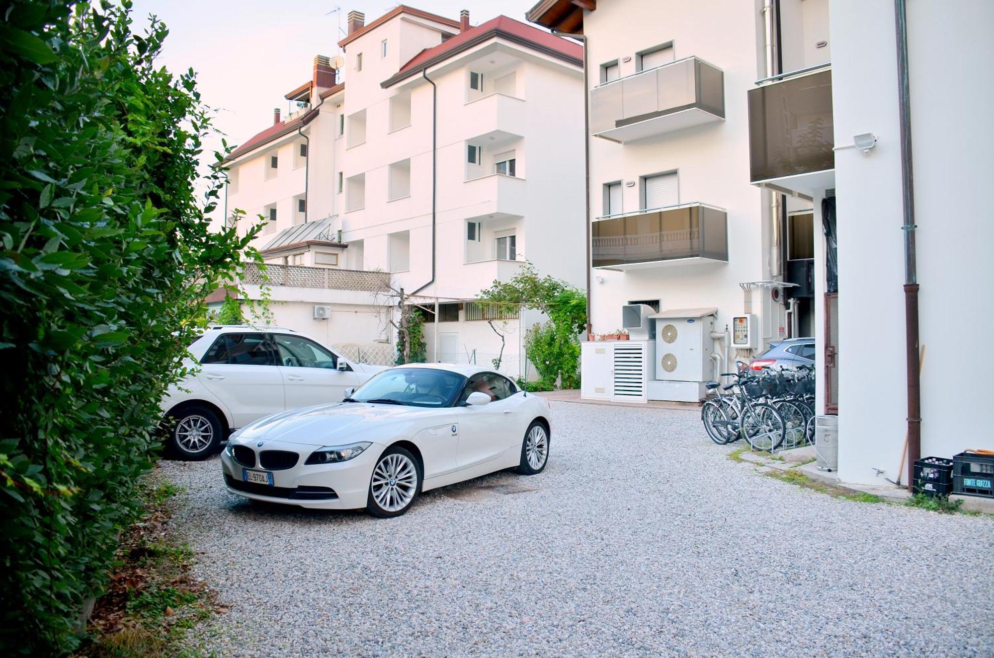 Hotel Etna Lignano Sabbiadoro Zewnętrze zdjęcie